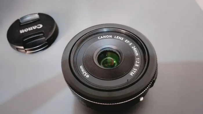 Lente Canon 24mm F/2.8 ZERO