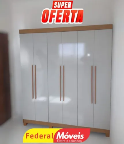 Guarda Roupa 6 Portas - Novo e Perfeito para o Dia a Dia!