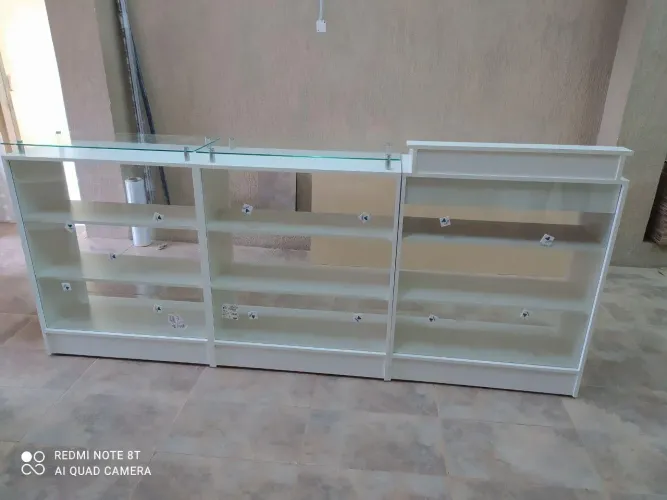 BALCÃO VITRINE TAMPO DE VIDRO - NOVO - ENTREGA RÁPIDA
