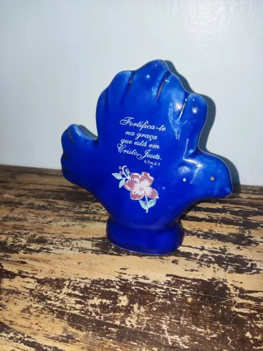 Escultura de Pomba Azul com Mensagem