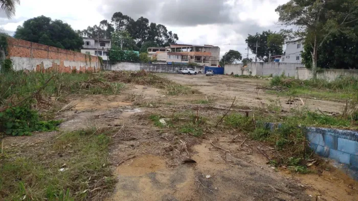 Terreno à Venda 2893m² em Serra Sede