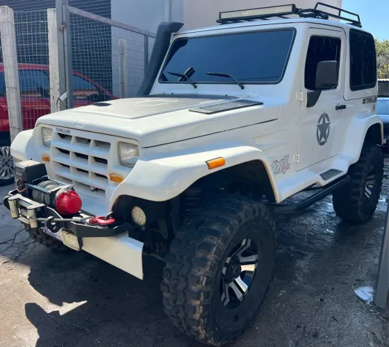 TROLLER T4 2003 2.8 DISSEL