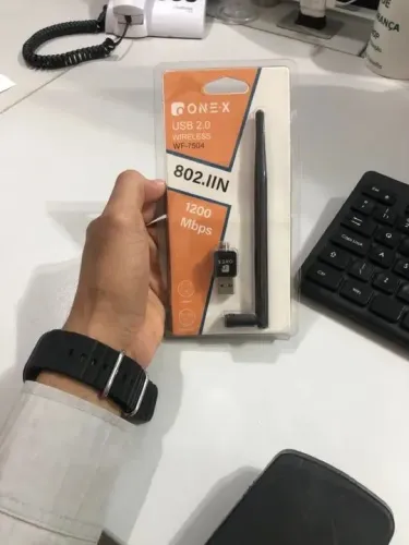 Adaptador Wireless USB Wi-Fi ONEX 1200Mbps com Antena - Novo