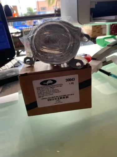 Farol de milha Corolla 20/23