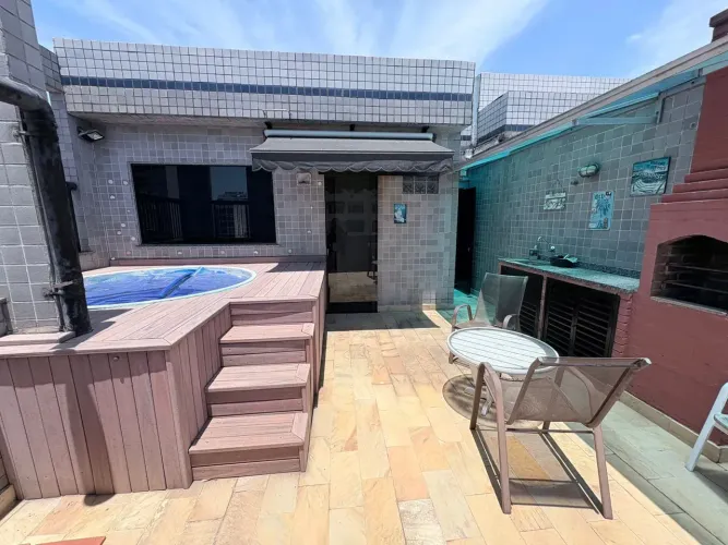 EXCELENTE COBERTURA DUPLEX COM PISCINA PRIVATIVA JUNTO AO METRO SÃO FCO XAVIER.