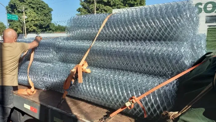 Alambrado direto da fabrica.