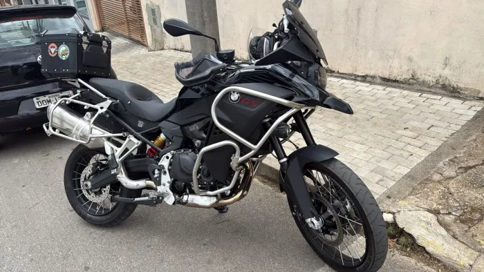BMW F850 GSA TRIPLE BLACK