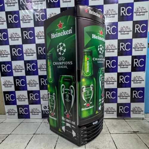 Cervejeira Metalfrio com a capacidade de 570L com controlador digital
