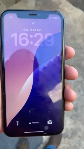 iPhone 11 nunca foi aberto 89%de bateria não passo cartão 
