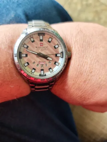 Naviforce novíssimo e muito bonito