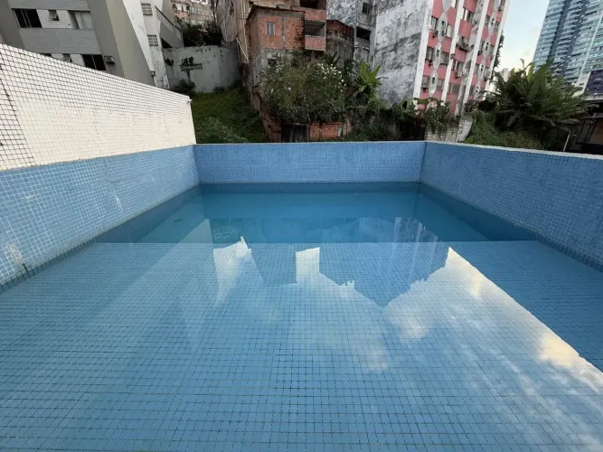 Imóvel para venda possui 56 metros quadrados com 2 quartos em Luiz Anselmo - Salvador - BA