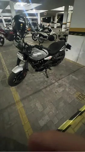Moto 450cc Royal Guerrilla
