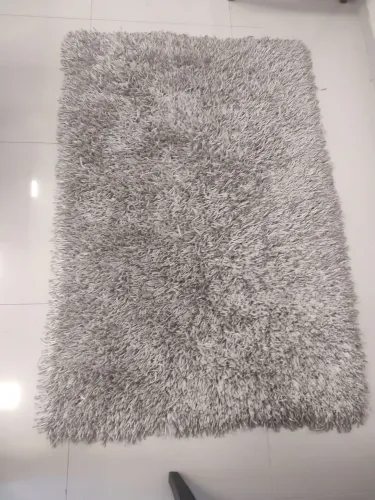 tapete felpudo e aconchegante 