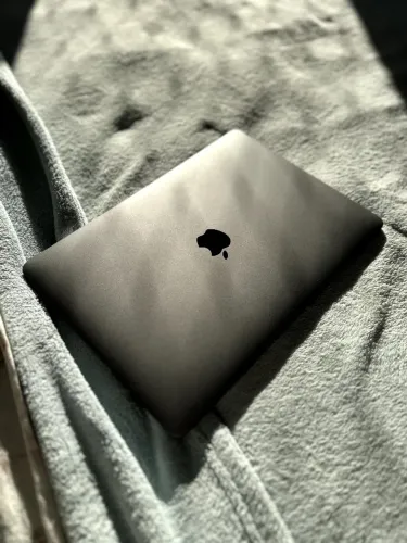 MACBOOK PRO 2017
