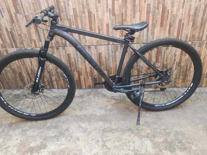 Bike Aro 29 Quadro 19 Absolute Nero 24v