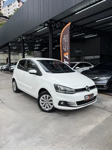 Volkswagen Fox Comfortline 1.0 Flex 8V 5P 2015