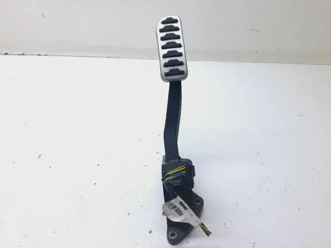 Pedal Acelerador Land Rover Evoque 2.0t 2020 Gk7m9f836