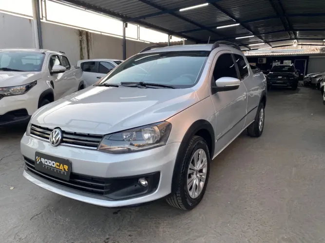Volkswagen Saveiro Highline 1.6 T. Flex 8V CD 2015