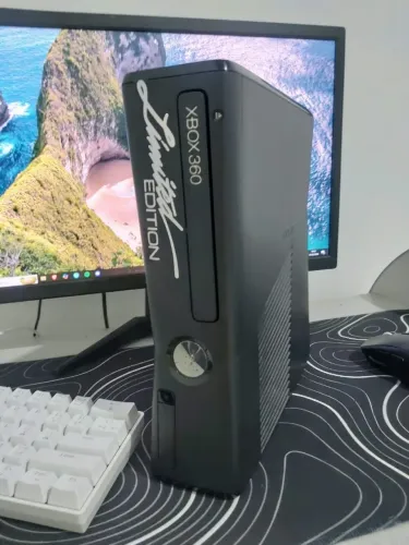 Xbox 360 completo com controle e ja com jogos