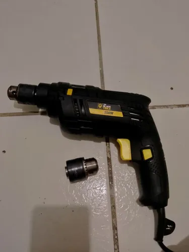 Furadeira Black tools