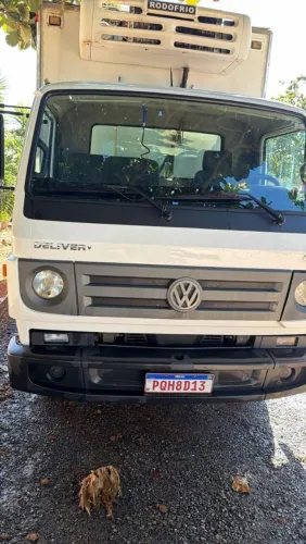 Vendo VW 8-160 Baú refrigerado mais novo do Brasil!!!