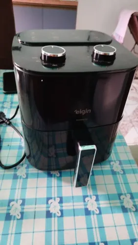 Air fryer Elgin