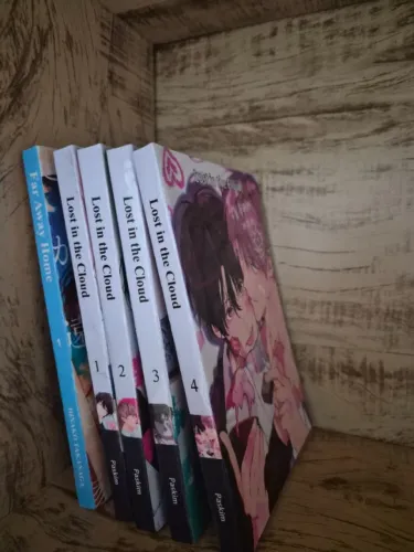 Mangas lost in The cloud e far away home