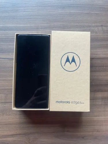 Smartphone Motorola Edge 30 Fusion 256GB  Preto 5G 4GB RAM 6,6? Câm. Tripla + Selfie 32M