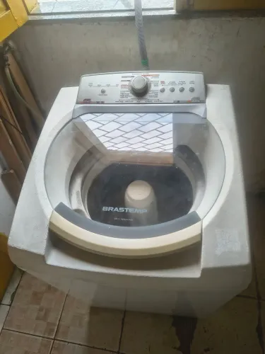 Vendo máquina de lavar roupa funcionando perfeitamente com garantia e frete grátis 