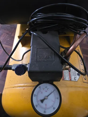 Compressor de Ar Schulz CSL 10/100 Twister Profissional