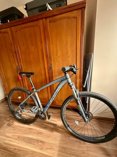 Bicicleta Oggi Hacker HDS Aro 29 - Ano 2025 | Quadro 19 | R$ 2.499