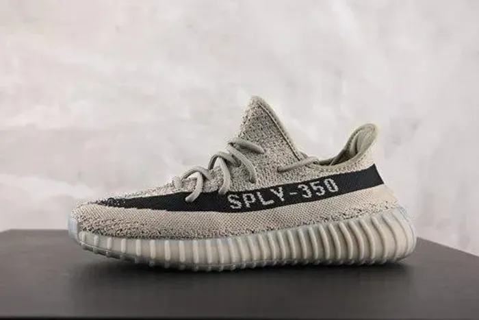 Adidas Yeezy Boost 350 V2 Cinza Tam 42