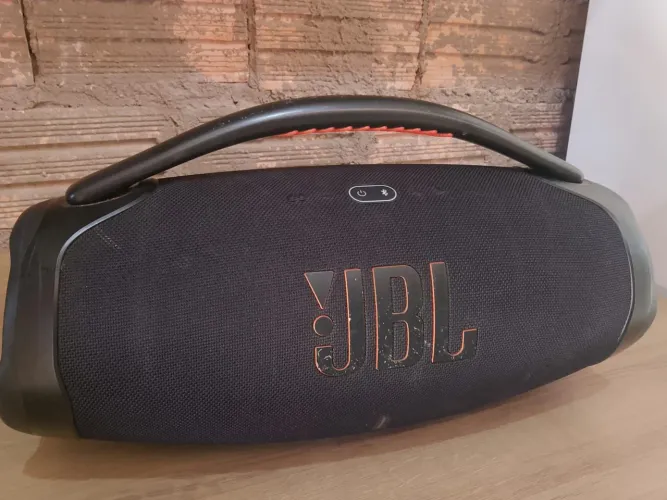JBL bombox 3