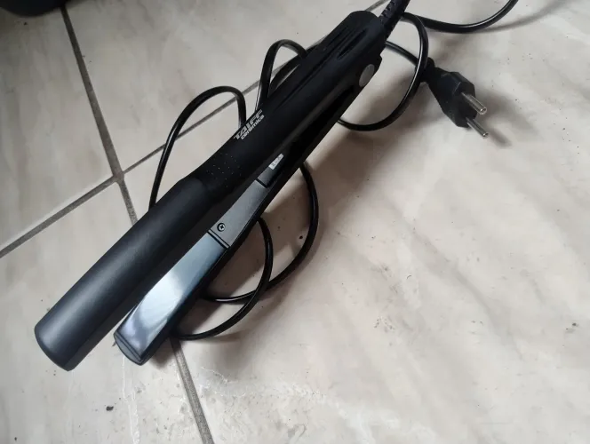 Chapinha de cabelo cerâmica bivolt