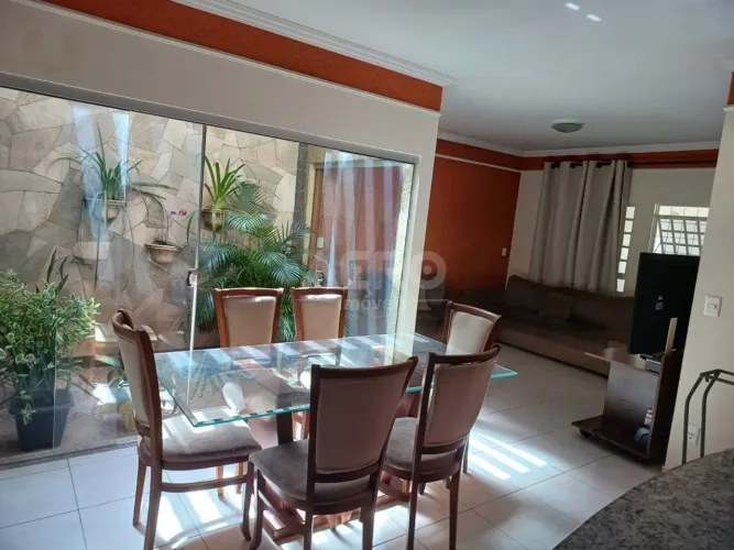 Casa para venda com 151,47 m² e 3 quartos em Jardim Terra Branca, Bauru - SP