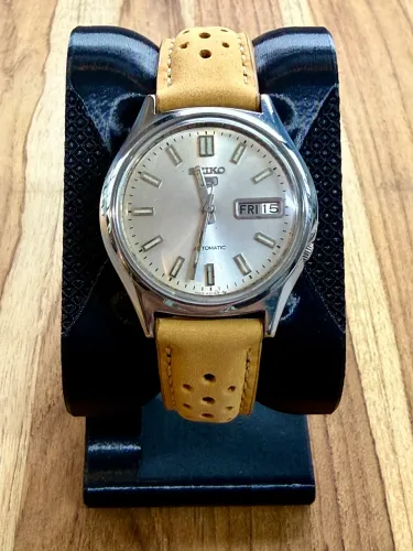 Relógio Seiko 5 - *