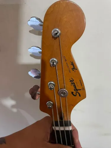 Baixo Fender Squier Japonês 1994 - Relic