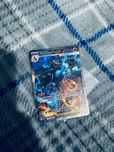 Mega Charizard X EX 125/094 Full ART Rara - Perfeito Estado de Conservação