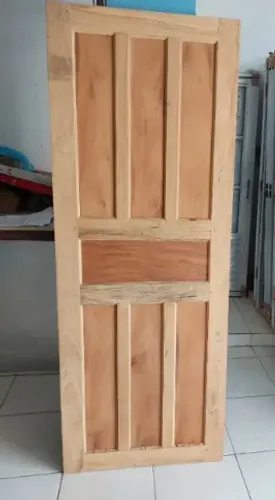 PROMOÇÃO Porta madeira mista modelo americana R$ 440,00