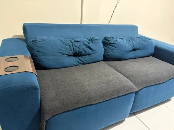 ? Sofá Retrátil e Espaçoso (2,10m) - O Conforto que Faltava na Sua Sala!