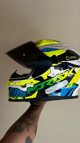 CAPACETE NORISK VENDO OU TROCO