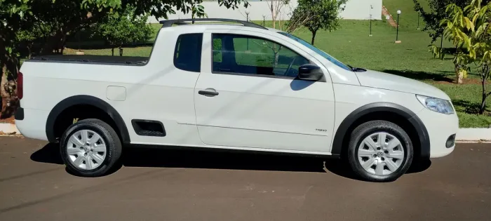 Volkswagen Saveiro 1.6 MI Total Flex 8V CE 2013