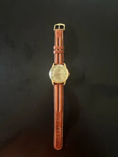 Rélogio Omega ferradura ( estrela vermelha)