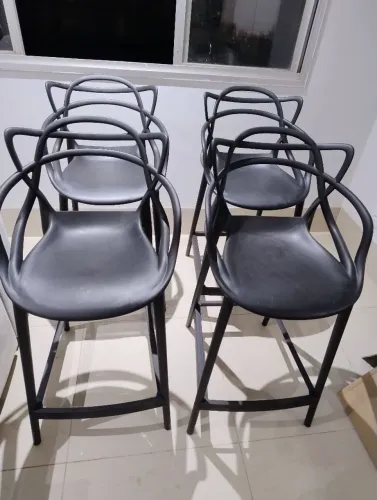 4 Banquetas Allegra/Masters Pretas