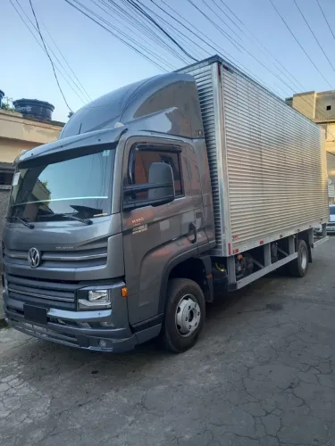 VOLKSWAGEN 11.180 DELIVERY COM BAÚ - OPORTUNIDADE! Ano 2021/2022 | R$ 360.000,00