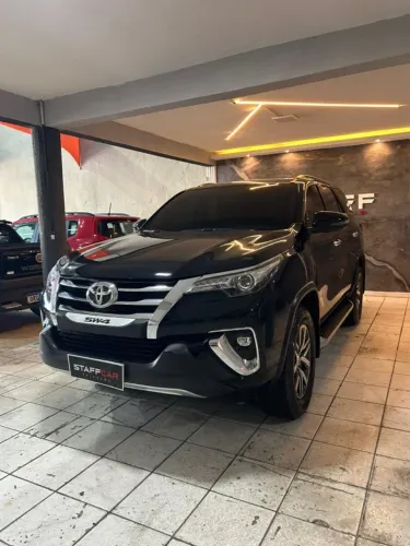 Toyota Hilux SW4 SRX Diamo. 4X4 2.8 TB DIE AUT 2019