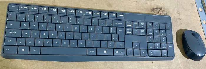 TECLADO E MOUSE LOGITECH