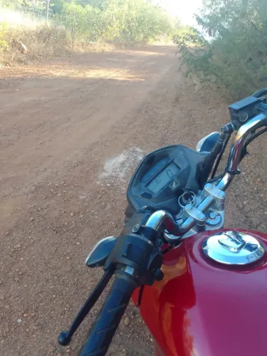 peneus novos conjunto de relação novo no ponto de trasferemcia