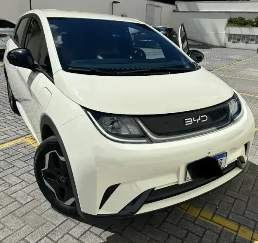 BYD Dolphin EV (Elétrico) 2025