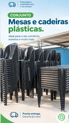 Conjunto mesa com 4 cadeiras de plástico 